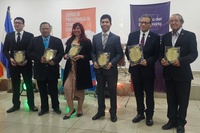 Coordinador del Centro de Estudios de Opinión Pública (CEOP) de FUNDAUNGO gana premio de Economista Investigador 2024